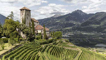 Meran und Umgebung, Schloss Lebenberg in Marling